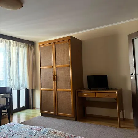 Kalaydzhiev Penzion 3*