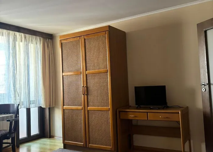 Kalaydzhiev Guest house *